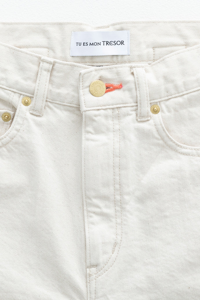 The Coral Jean Short Ecru