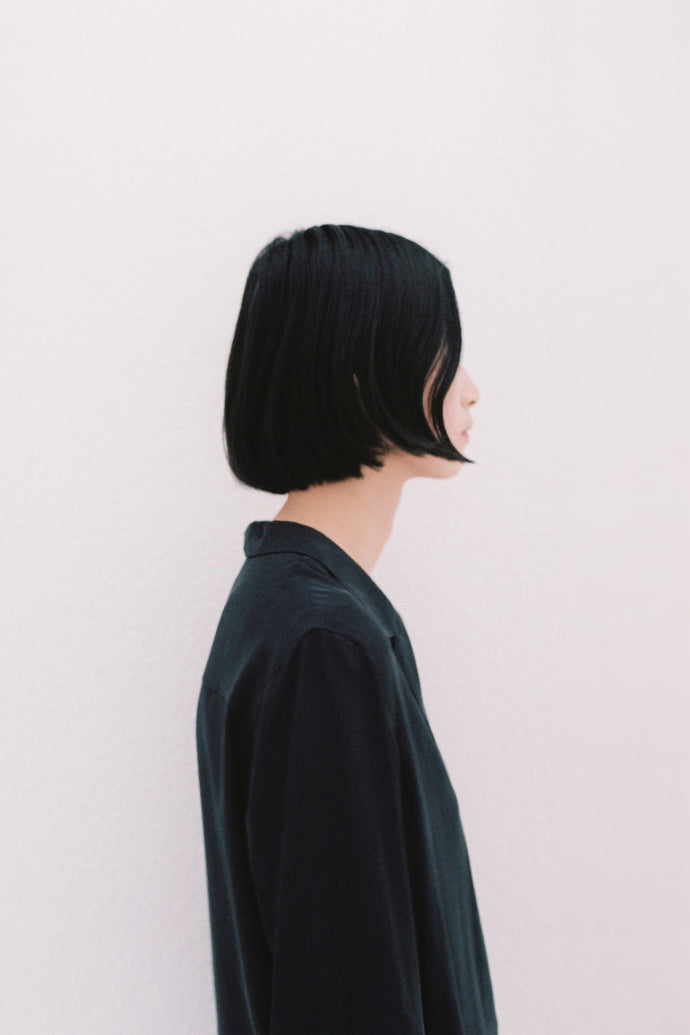 The Sea Blue Chalcedony Jacket Black