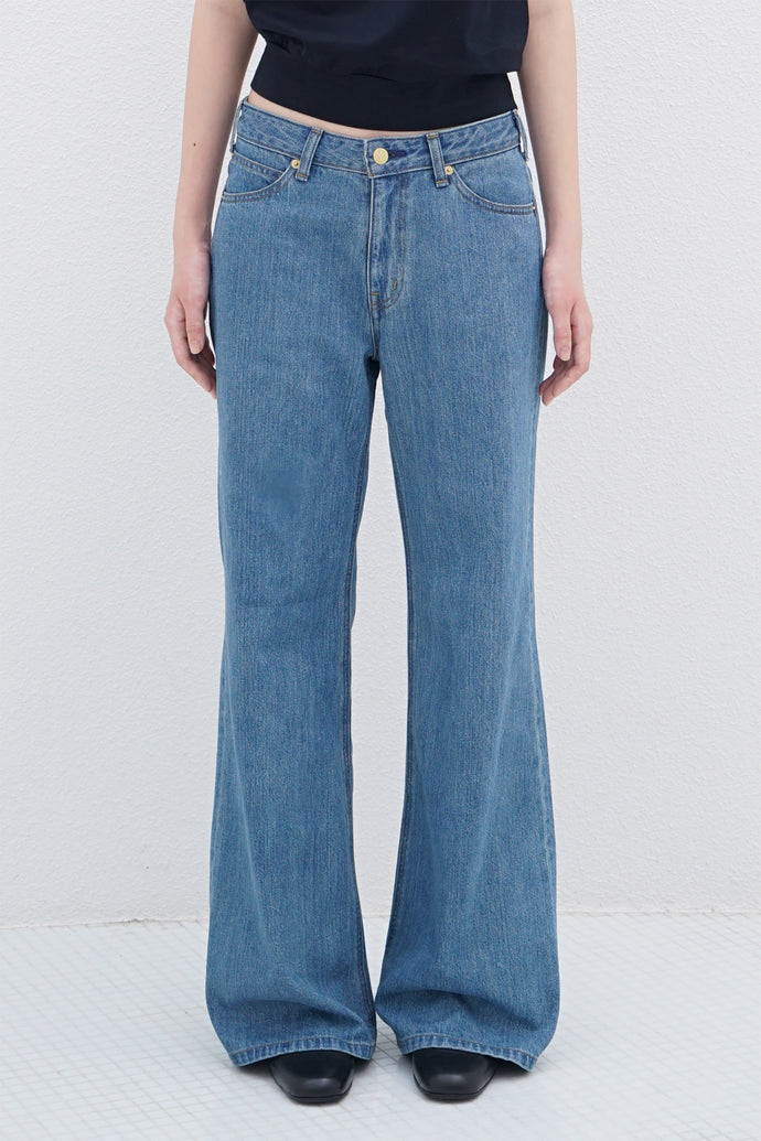 The Kyanite Jean Solid 3year