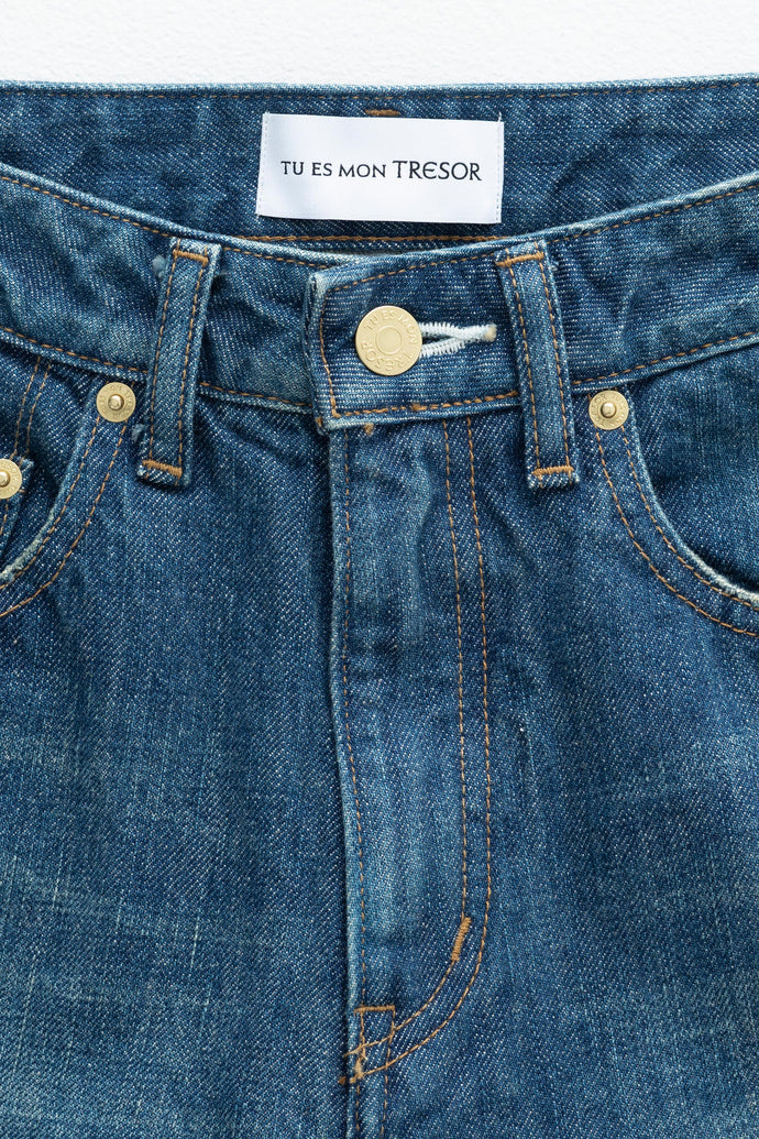 The Moonstone Jean 1year